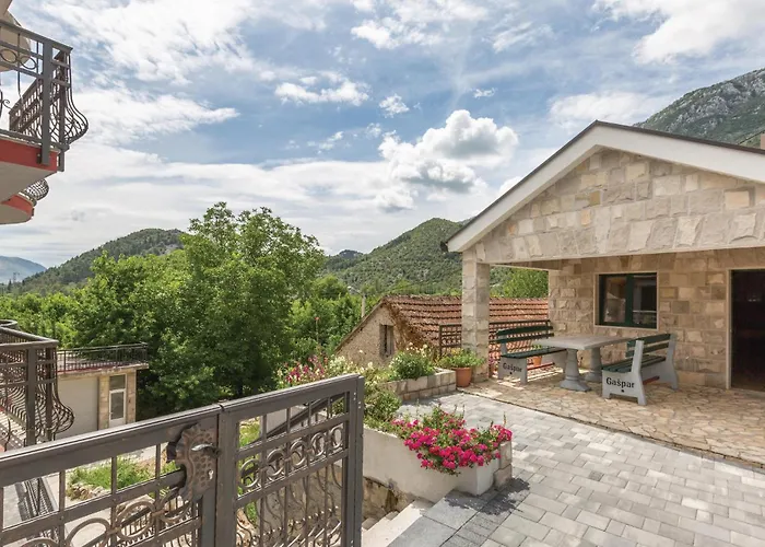 Gorgeous In Holiday home *
