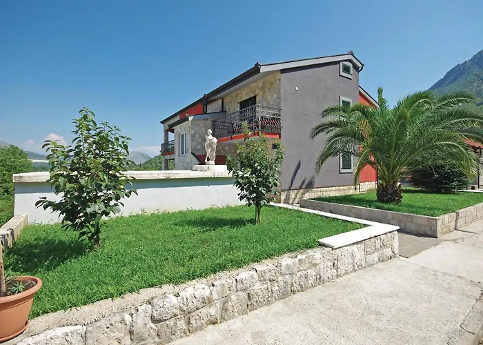 Gorgeous In Holiday home Umcani